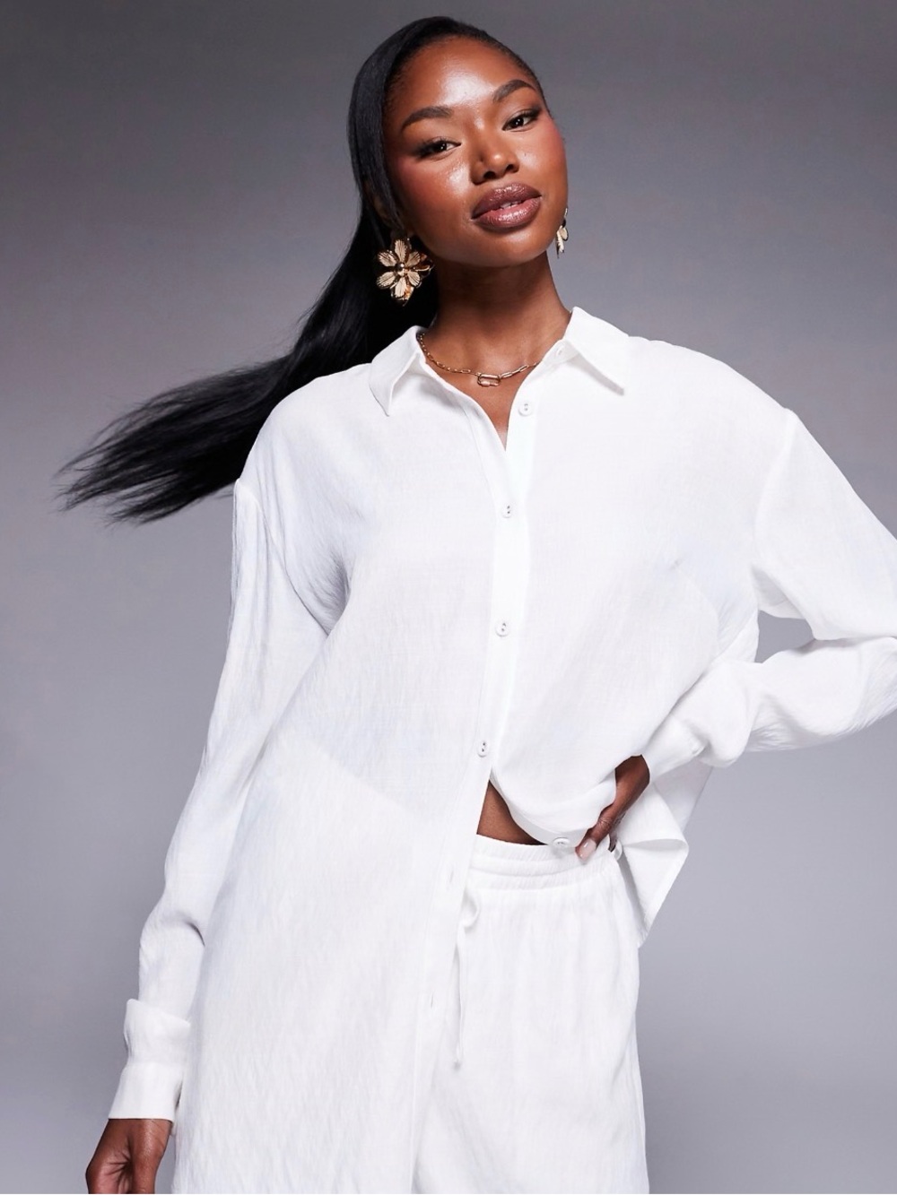 Princess Polly White Long Sleeve Button Down Blouse - Size 2 - Beach Coastal